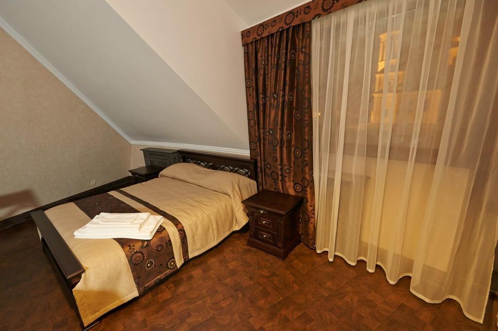 Charivna Taistra Brovary Exterior foto