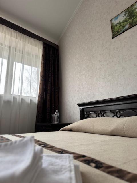 Charivna Taistra Brovary Exterior foto