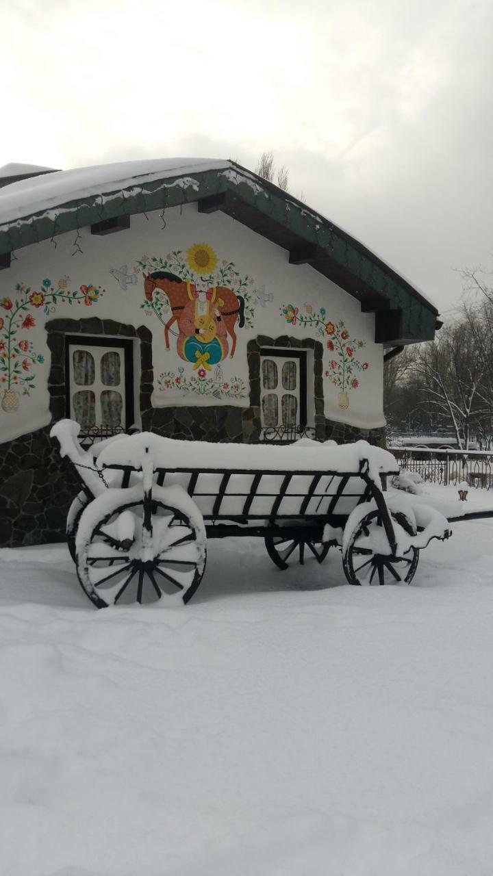 Charivna Taistra Brovary Exterior foto